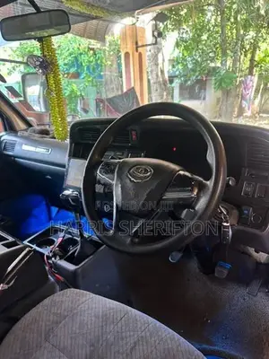 Toyota Dolphin 1997