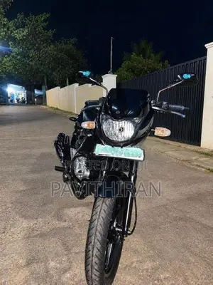 Bajaj Pulsar 150 2015