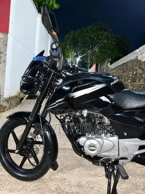 Bajaj Pulsar 150 2015