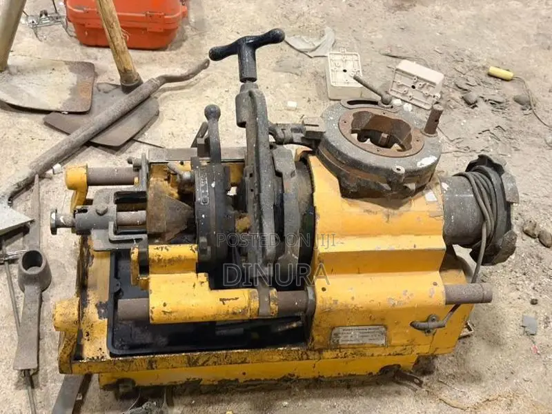Electric Pipe Threading Machine