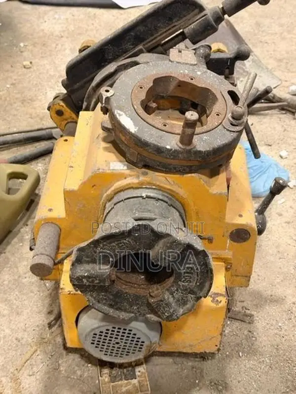 Electric Pipe Threading Machine