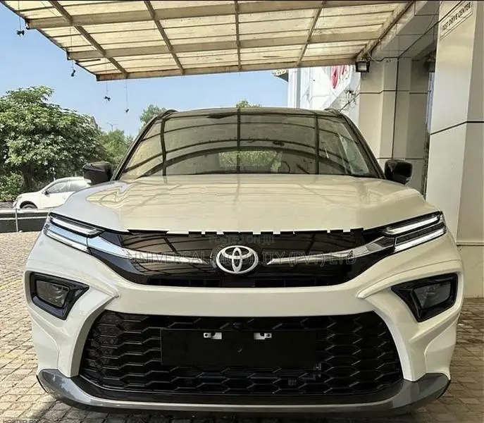 Toyota UrbanCruiser Hyryder V Grade 2026