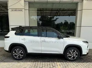 Toyota UrbanCruiser Hyryder V Grade 2026