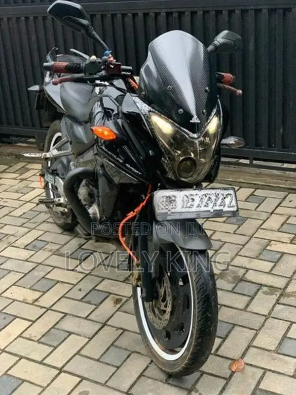 Bajaj Pulsar AS 150 2016