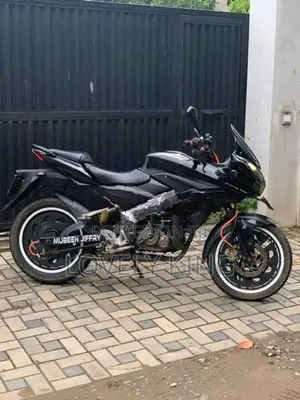 Bajaj Pulsar AS 150 2016