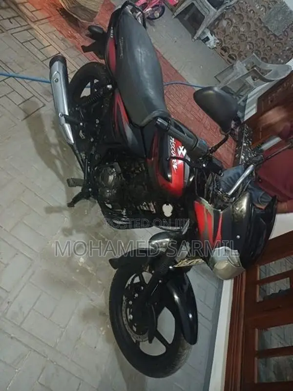 Bajaj Discover 2011