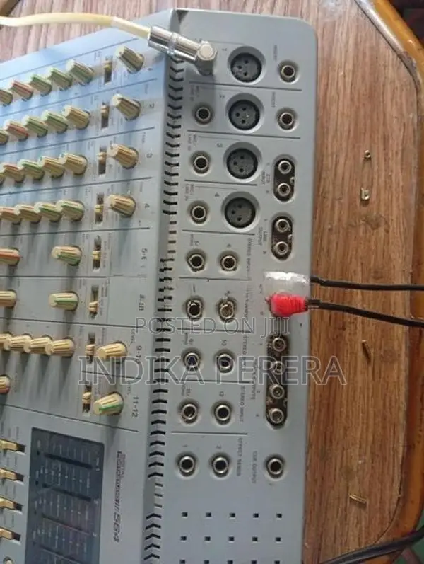 Tascam 12 Channel Mixture Japan