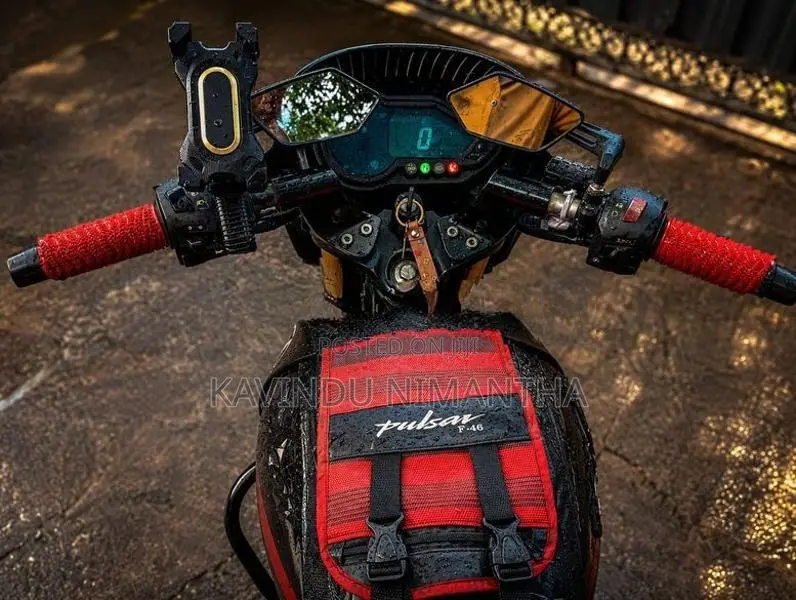 Bajaj Pulsar 150 Single Disc 2015