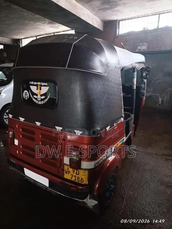 Bajaj RE 4 Stroke 2011