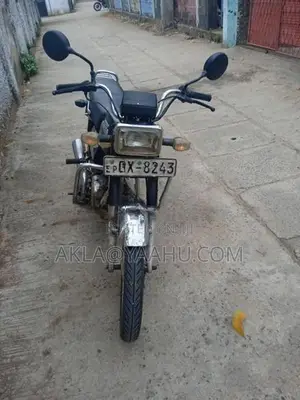 Hero CD 100 2002