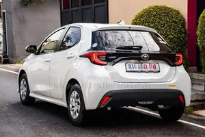 Toyota Yaris G-LED BSM 4-WAY 2024