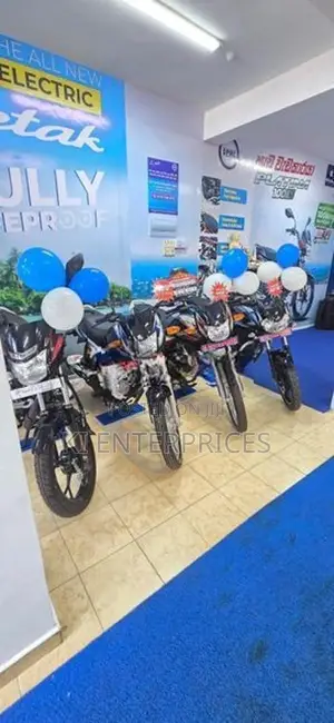 Bajaj CT100 2026