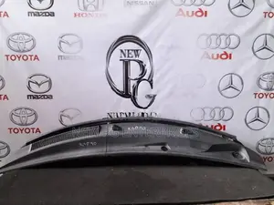 Toyota Belta SCP92 Wiper Panel Front