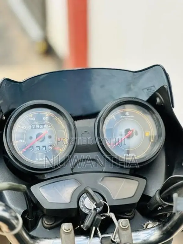 Bajaj Discover 2013
