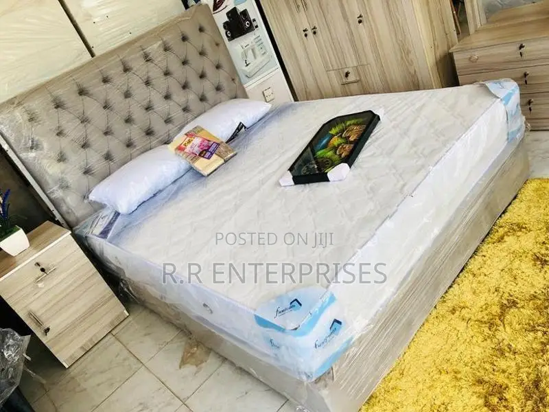 New 6*5 ft Queen Size Cushion Divan Bed And Spring Mattresses