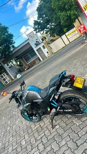 Yamaha FZ V2 2017