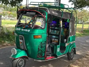 Bajaj RE 2008