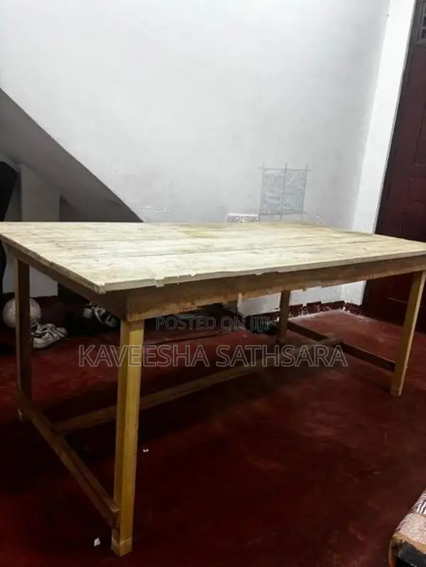 6×3 Feet Table