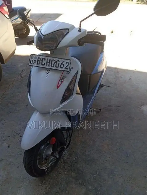 Hero Pleasure 100 2014
