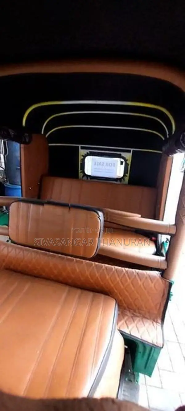Bajaj RE 2026