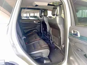 Jeep Grand Cherokee 2011