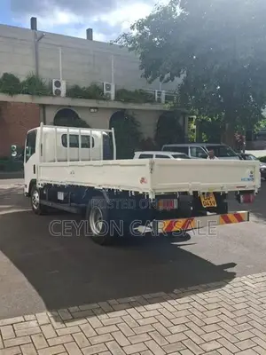 Isuzu NPR88YN 4JZ1 2018