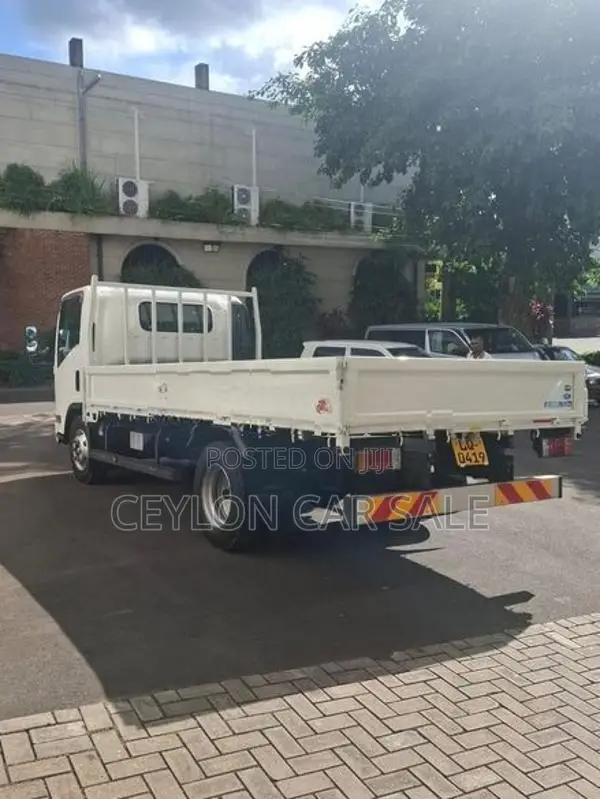 Isuzu NPR88YN 4JZ1 2018