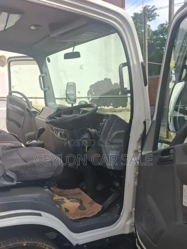Isuzu NPR88YN 4JZ1 2018
