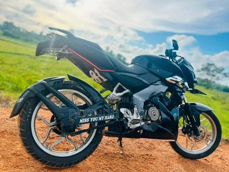 Bajaj Pulsar 150 2016