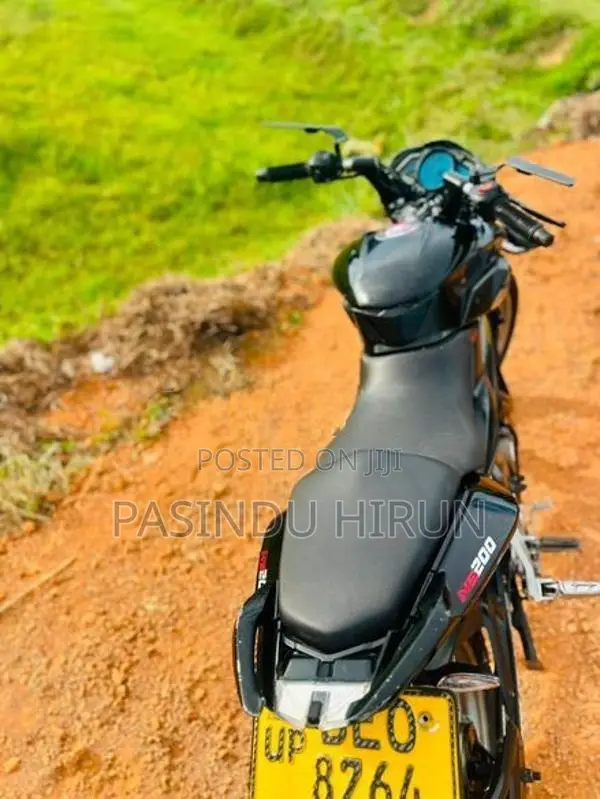 Bajaj Pulsar 150 2016