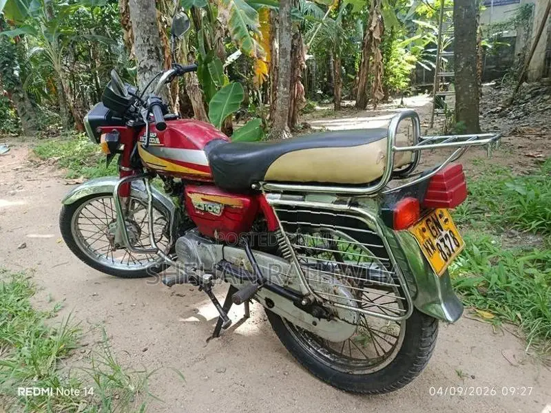 Hero CD 100 Deluxe 2002