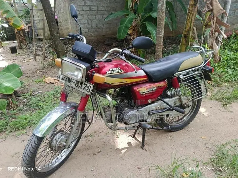 Hero CD 100 Deluxe 2002