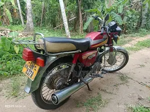 Hero CD 100 Deluxe 2002