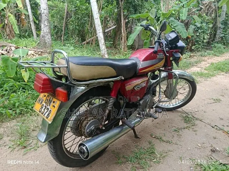 Hero CD 100 Deluxe 2002