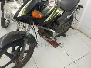 TVS Metro 2015