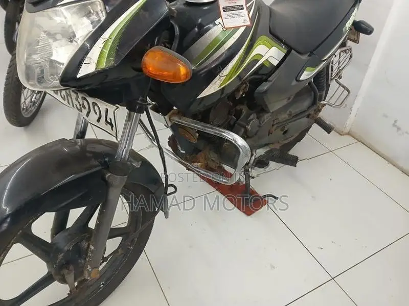 TVS Metro 2015
