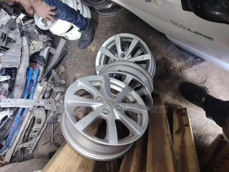 Wagon R Alloy Wheel Set