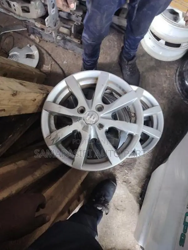 Wagon R Alloy Wheel Set