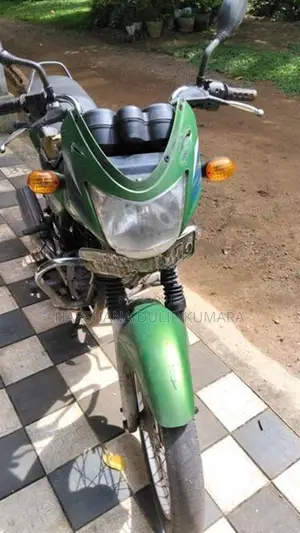 Bajaj Caliber 115 2004