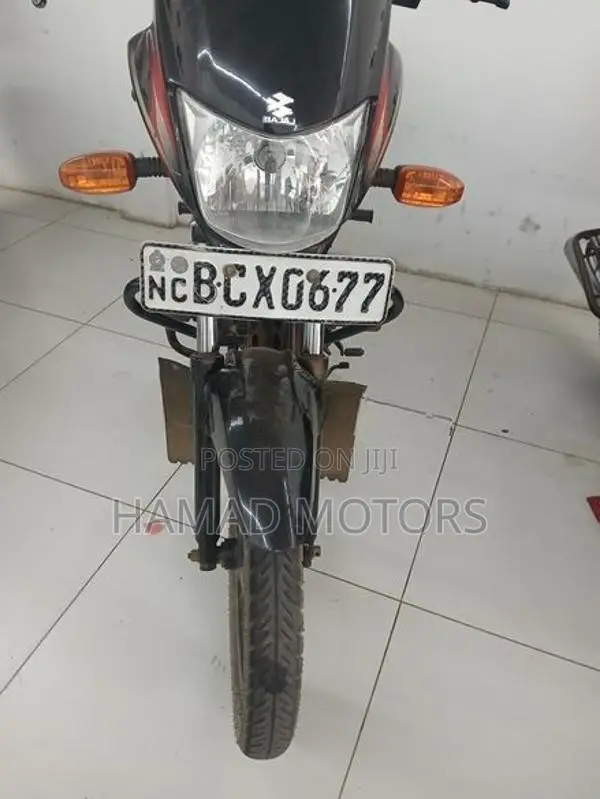 Bajaj Platina 100 2015