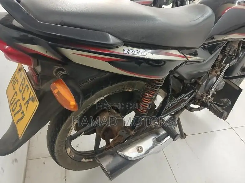 Bajaj Platina 100 2015