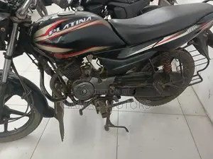 Bajaj Platina 100 2015