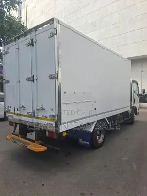 Isuzu 2GR-NPR88AN 4JZ1 2020