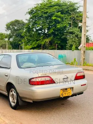 Nissan Presea 1998