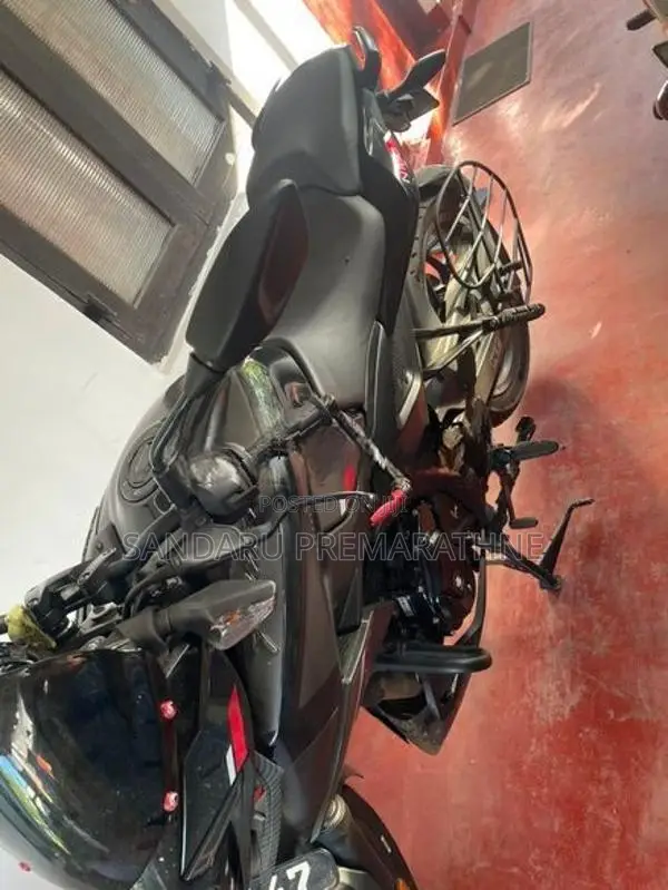 Bajaj Pulsar N160 2025
