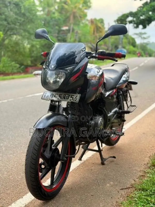 Bajaj Pulsar 150 2017