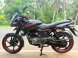 Bajaj Pulsar 150 2017