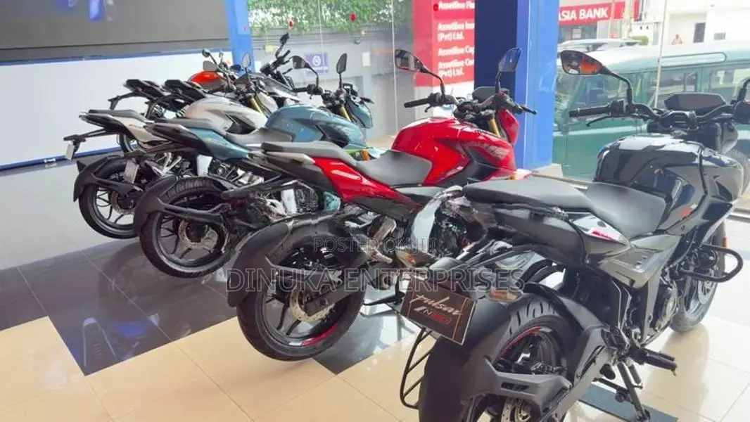 Bajaj Pulsar N160 Premium 2026