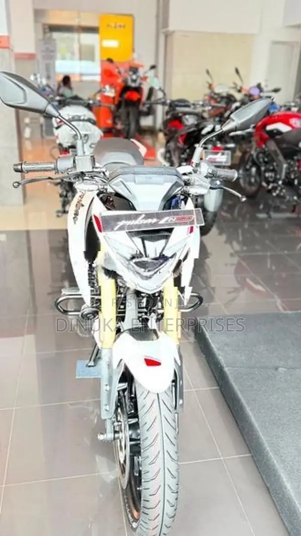 Bajaj Pulsar N160 Premium 2026
