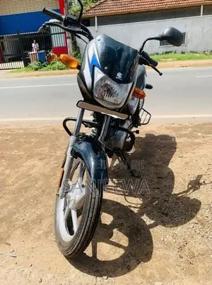 Bajaj CT100 2026